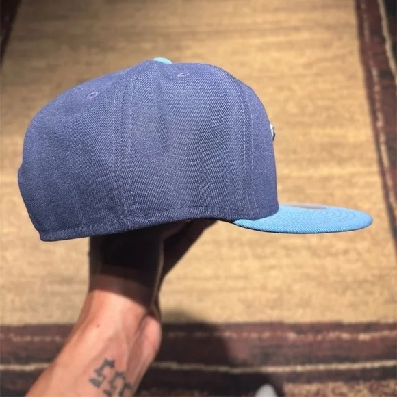 Blue Jays Hat Men’s New Era 59Fifty Fitted - Picture 4 of 6